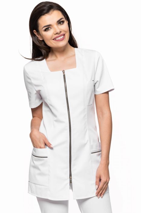Tunika medyczna damska Marlena – lekko dopasowana z dekoltem karo, ozdobnymi taśmami na kieszeniach, zapięciem na zamek i kontrastowymi przeszyciami