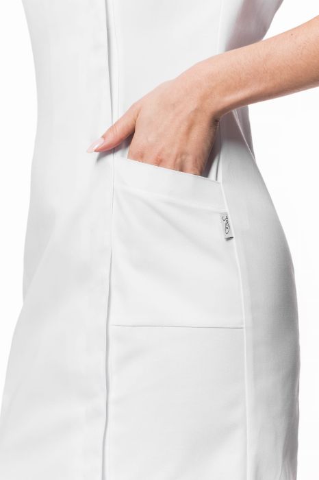 Sukienka medyczna Alina – asymetryczne zapięcie na kryte zatrzaski