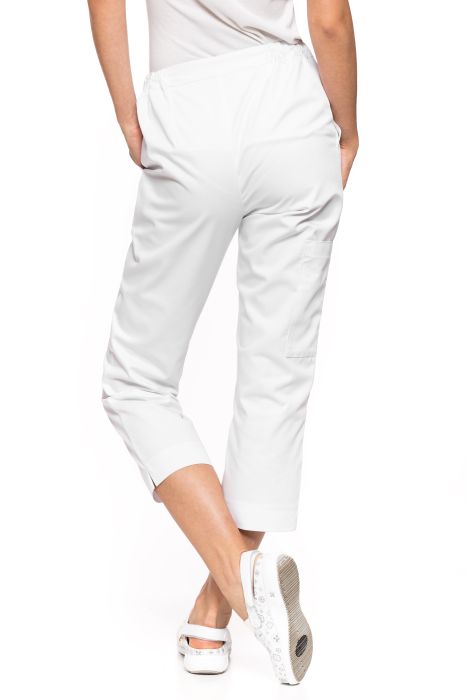 Białe spodnie kucharskie 7/8 bermudy z regulacją w pasie.